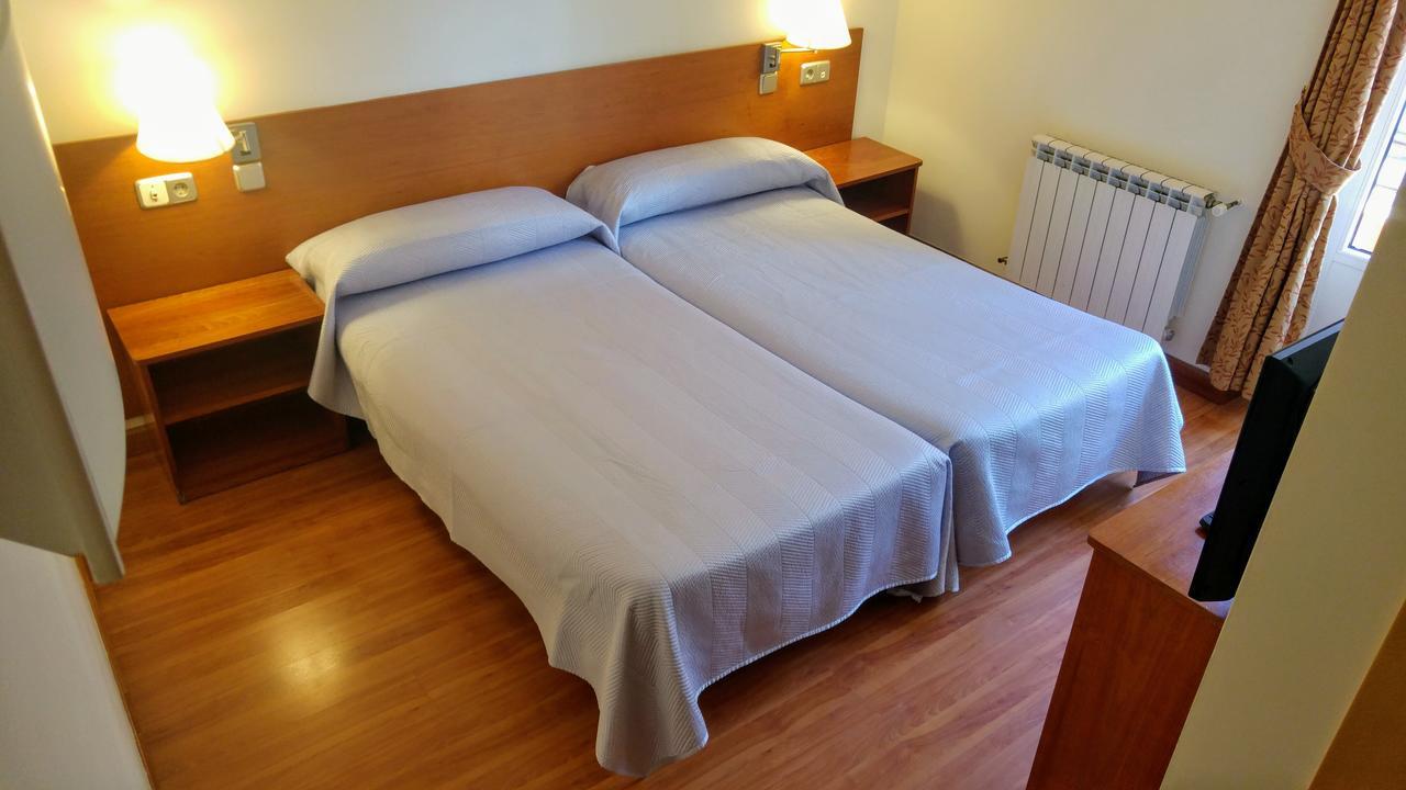 Hostal Prada Borges Ξενοδοχείο León Εξωτερικό φωτογραφία