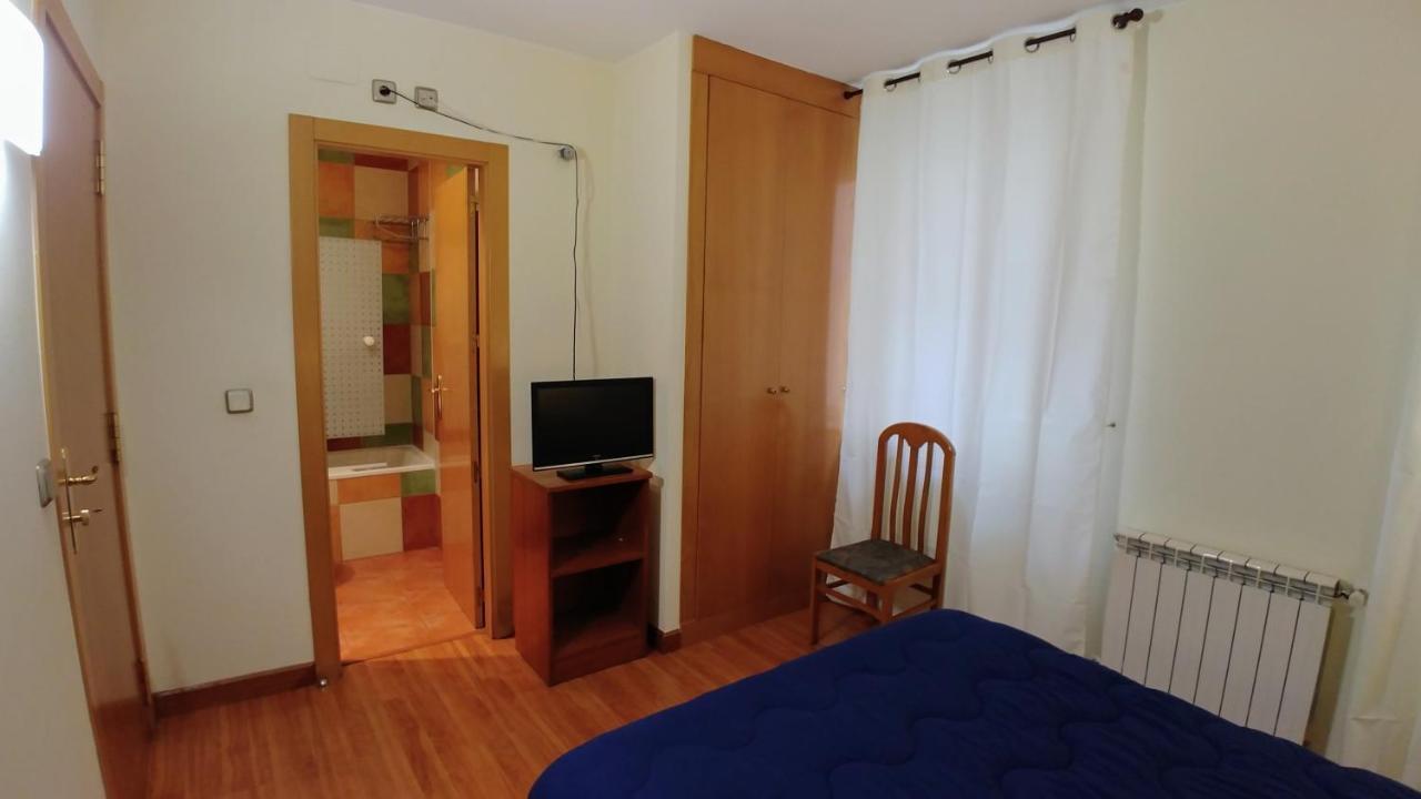 Hostal Prada Borges Ξενοδοχείο León Εξωτερικό φωτογραφία